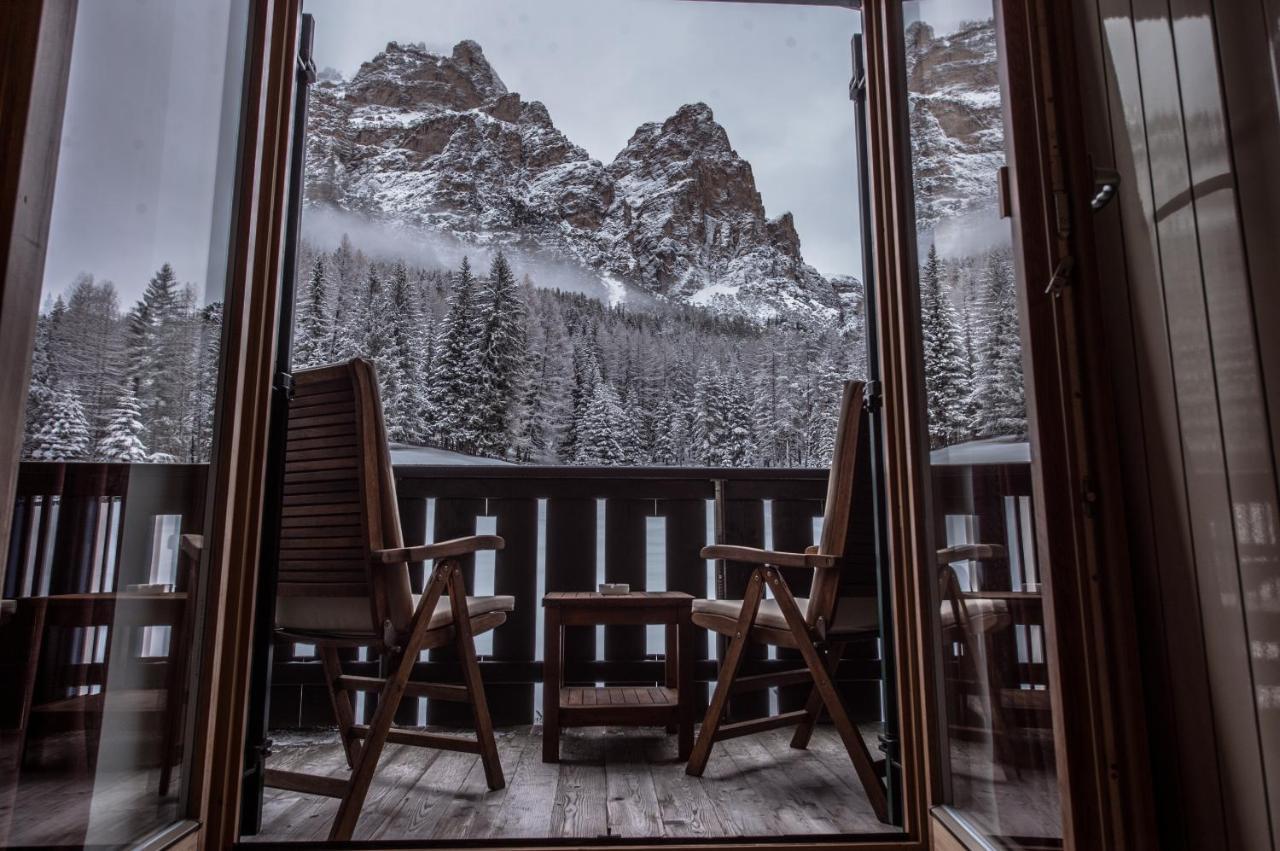 Hotel Ciasa Salares San Cassiano  Exteriér fotografie