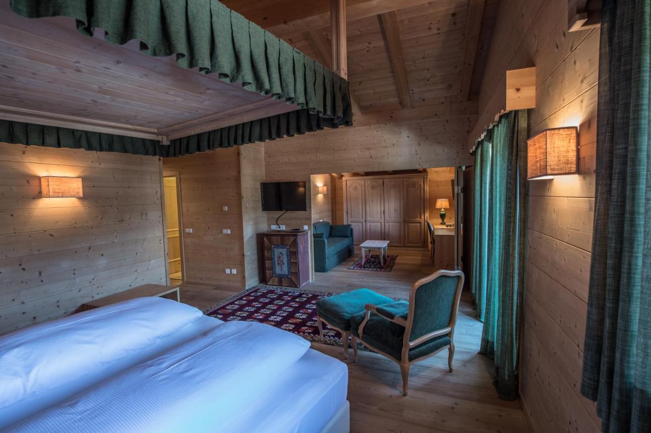 Hotel Ciasa Salares San Cassiano  Exteriér fotografie